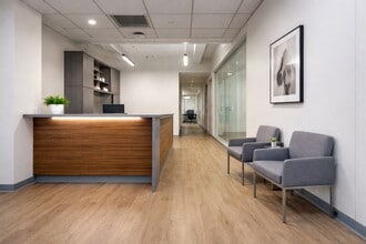 144 E 44th St, New York, NY à louer Photo intérieure- Image 1 de 7