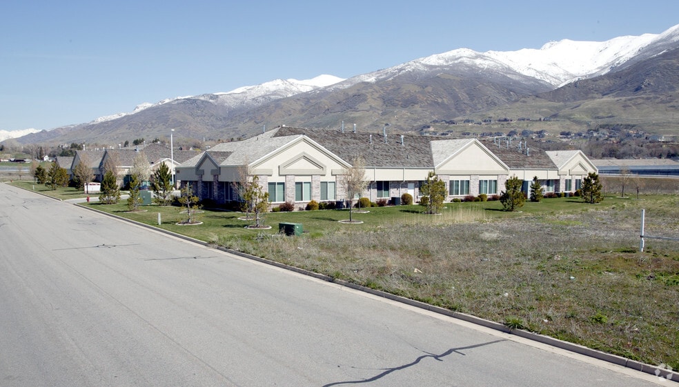 1433 N Highway 89, Farmington, UT à louer - Photo du bâtiment - Image 2 de 13