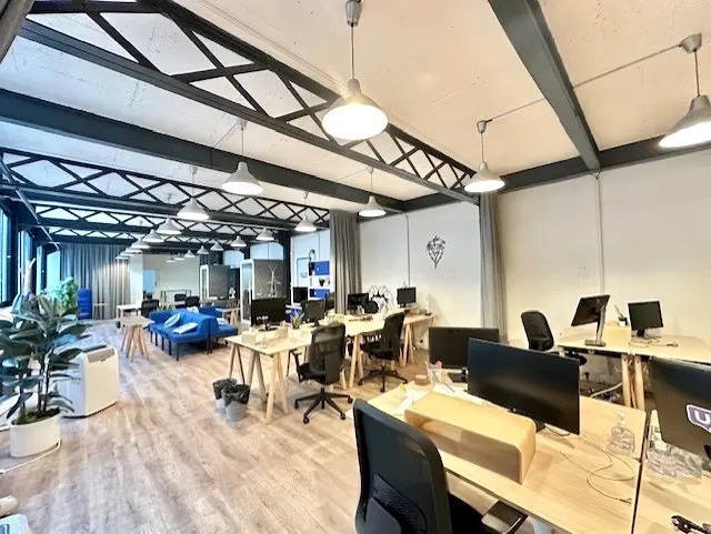 Bureau dans Paris à louer - Photo intérieure - Image 2 de 9