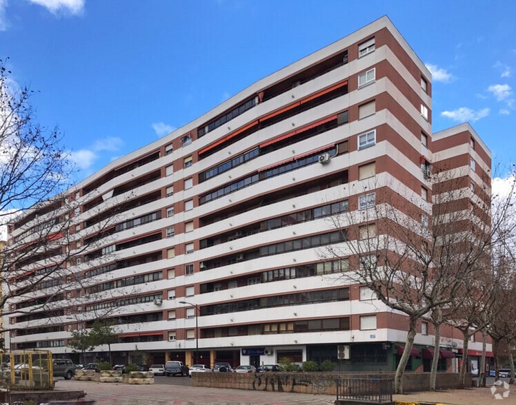 Plaza Federico García Lorca, 1-3, Talavera de la Reina, Toledo for sale - Building Photo - Image 1 of 1