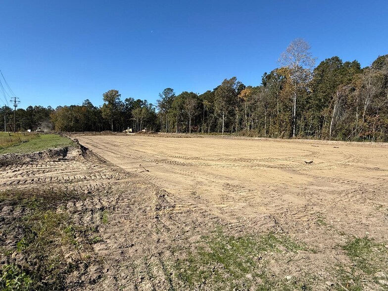 2755 Old Augusta Rd S, Rincon, GA à louer - Photo du bâtiment - Image 2 de 11