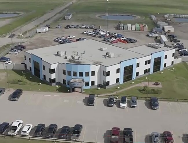 Plus de détails pour 6744 100 Av, Fort St John, BC - Flex à vendre