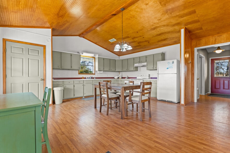 255 County Road 4645, Winnsboro, TX à vendre - Photo du bâtiment - Image 2 de 41