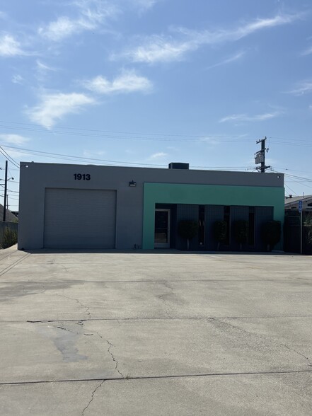 1913 Merced Ave, South El Monte, CA for lease - Primary Photo - Image 1 of 10