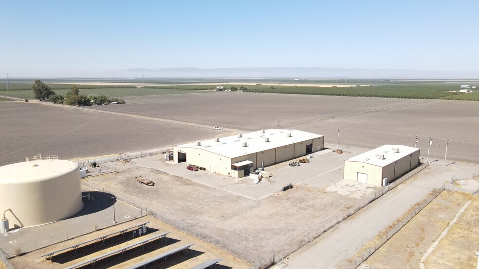 9165 S Colusa St, San Joaquin, CA à vendre - Photo du bâtiment - Image 1 de 7