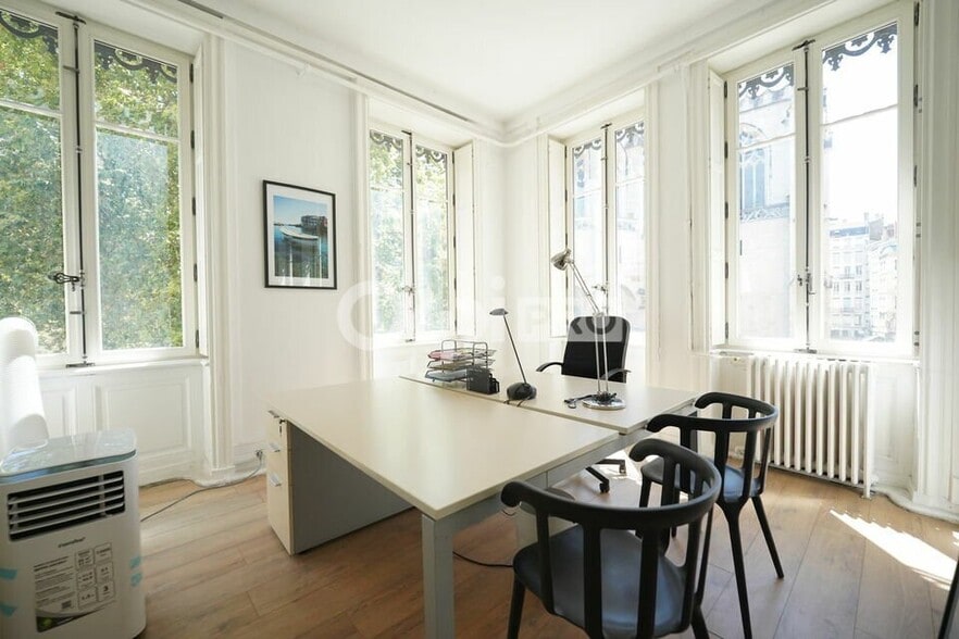 29 Rue Président Edouard Herriot, Lyon à louer - Photo intérieure - Image 1 de 10