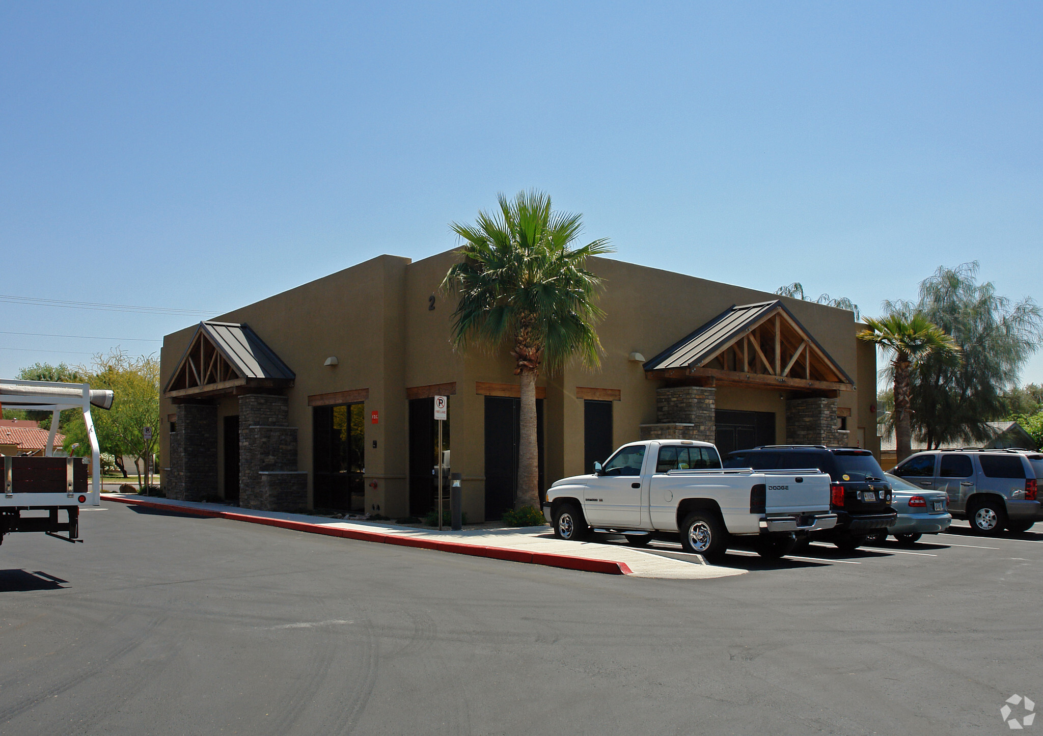 3131 E Clarendon Ave, Phoenix, AZ for sale Primary Photo- Image 1 of 12