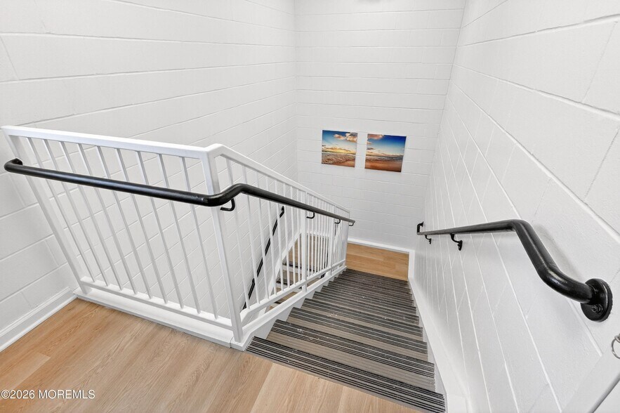 253 Mantoloking Rd, Brick, NJ à louer - Photo du bâtiment - Image 3 de 23