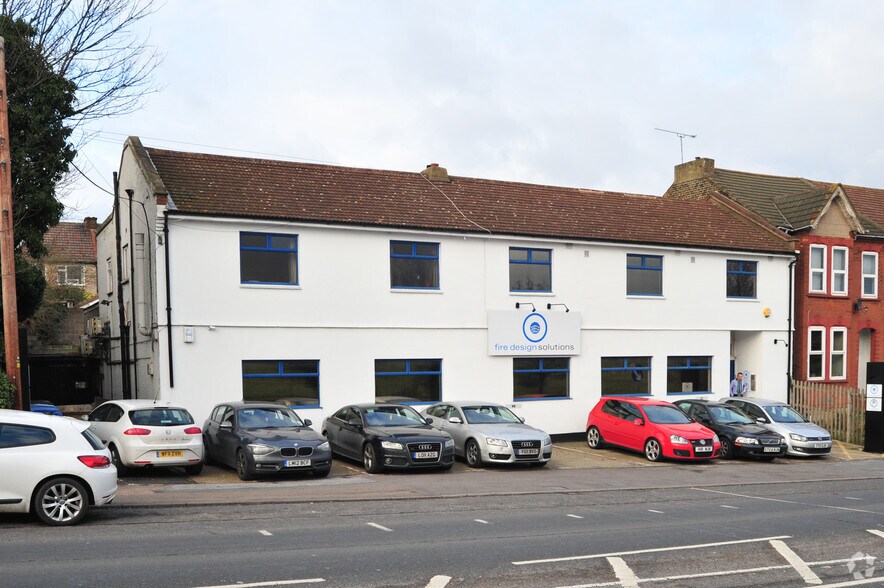152-154 London Rd, Greenhithe à vendre - Photo du bâtiment - Image 2 de 4