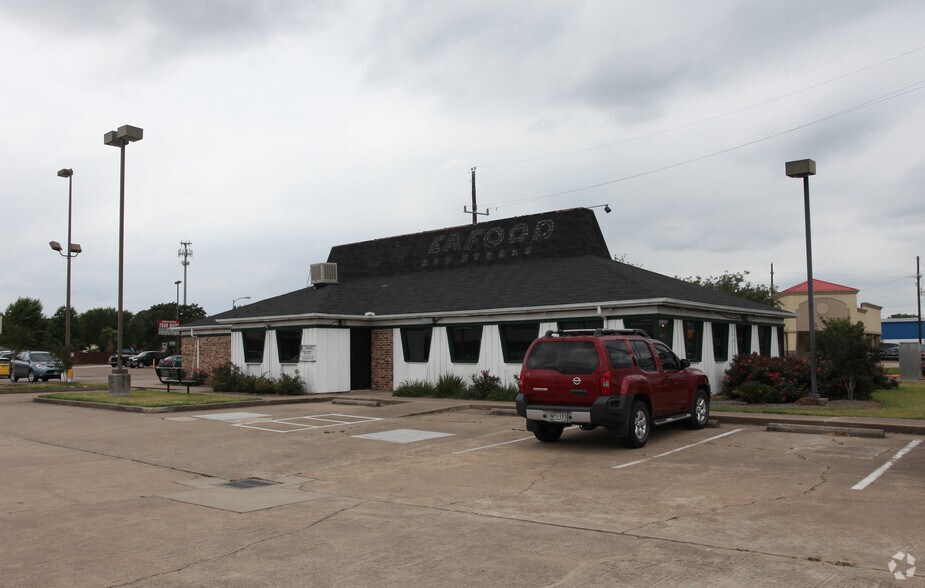 11265 Huffmeister Rd, Cypress, TX à louer - Photo du bâtiment - Image 2 de 4