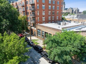 942-944 W Huron St, Chicago, IL - AÉRIEN Vue de la carte - Image1
