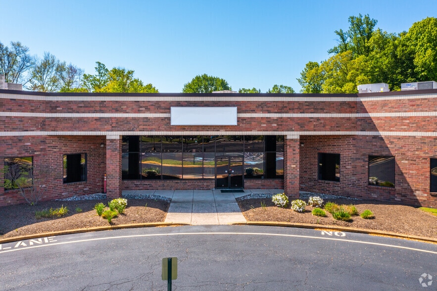 500 Enterprise Dr, Horsham Township, PA for lease - Building Photo - Image 3 of 4