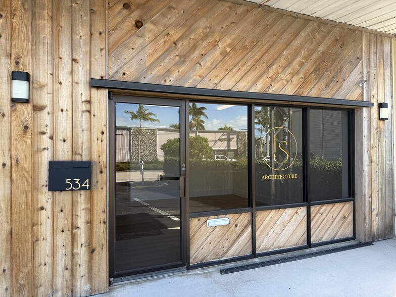 524-550 10th St N, Naples, FL for lease - Building Photo - Image 2 of 7