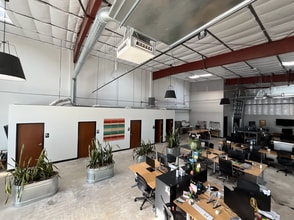 440 E Saint Elmo Rd, Austin, TX à louer Photo intérieure- Image 1 de 13