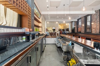 325 Sutter St, San Francisco, CA à louer Photo intérieure- Image 2 de 25