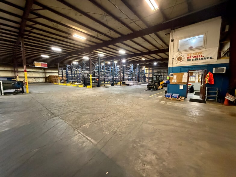 115 Industrial Dr, New Haven, MO for sale - Interior Photo - Image 3 of 5