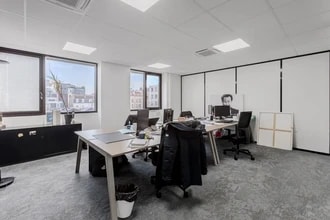 Bureau dans 145 Rue Rue Gallieni, Boulogne-Billancourt à louer Photo intérieure- Image 2 de 7