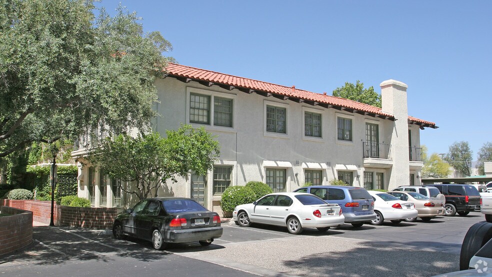 1200 N El Dorado Pl, Tucson, AZ à vendre - Photo du bâtiment - Image 2 de 10