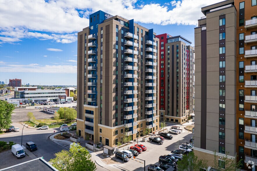 5610 3rd St SW, Calgary, AB à vendre - Photo du bâtiment - Image 1 de 1