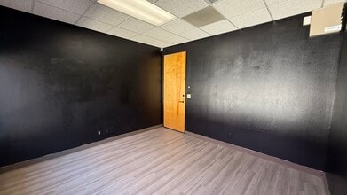 24404 S Vermont Ave, Harbor City, CA for lease Interior Photo- Image 2 of 2
