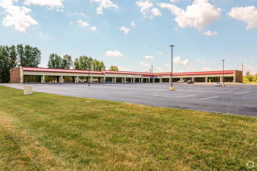 1030-1068 Upper Valley Pike, Springfield, OH for lease - Primary Photo - Image 1 of 4