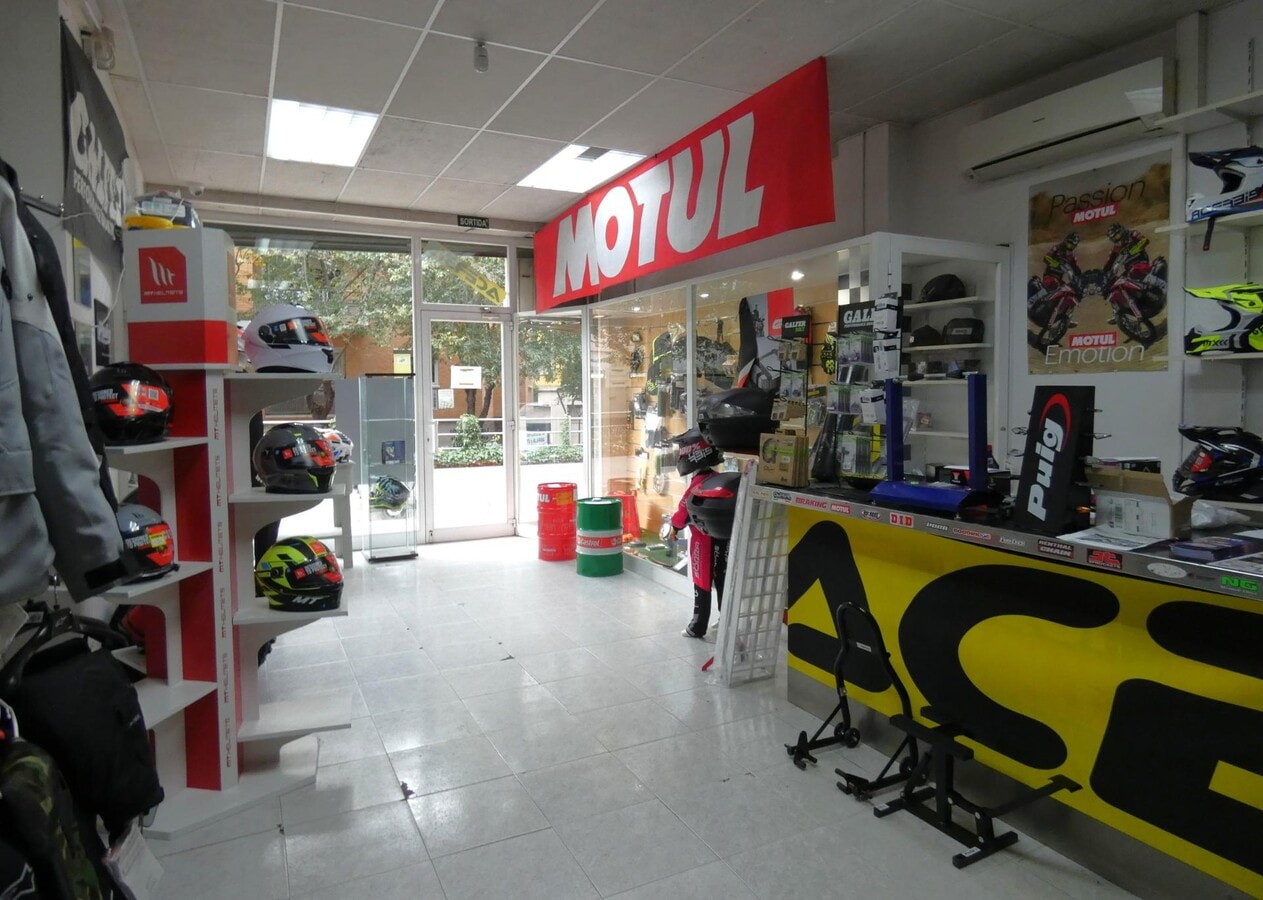 Manresa, BAR 08242 -  -  - Photo intérieure - Image 1 of 3