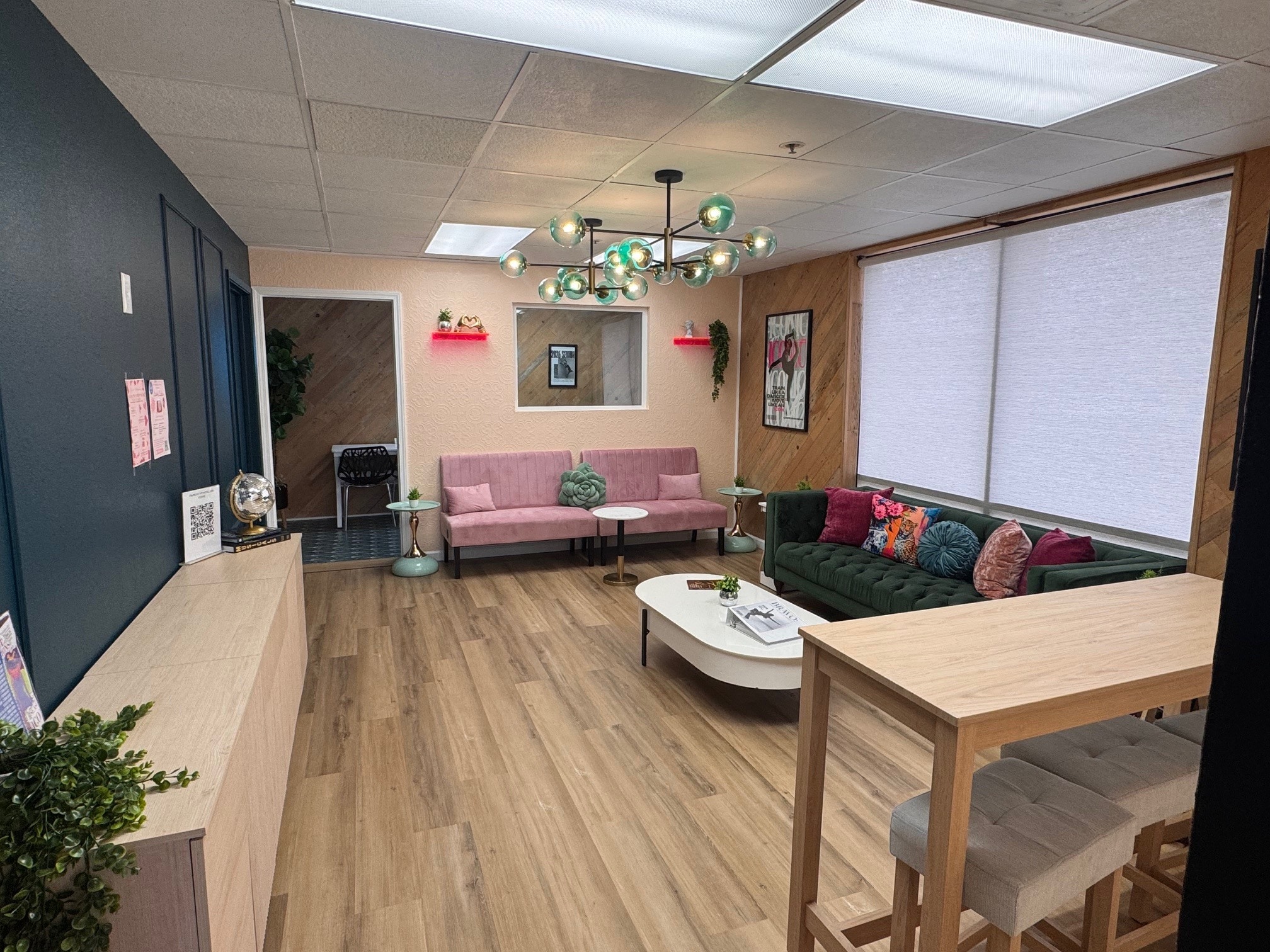 41651 Corporate Way, Palm Desert, CA for lease Interior Photo- Image 1 of 13