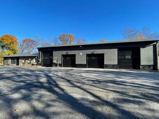 Plus de détails pour 53 Estrada Rd, Central Valley, NY - Industriel à louer