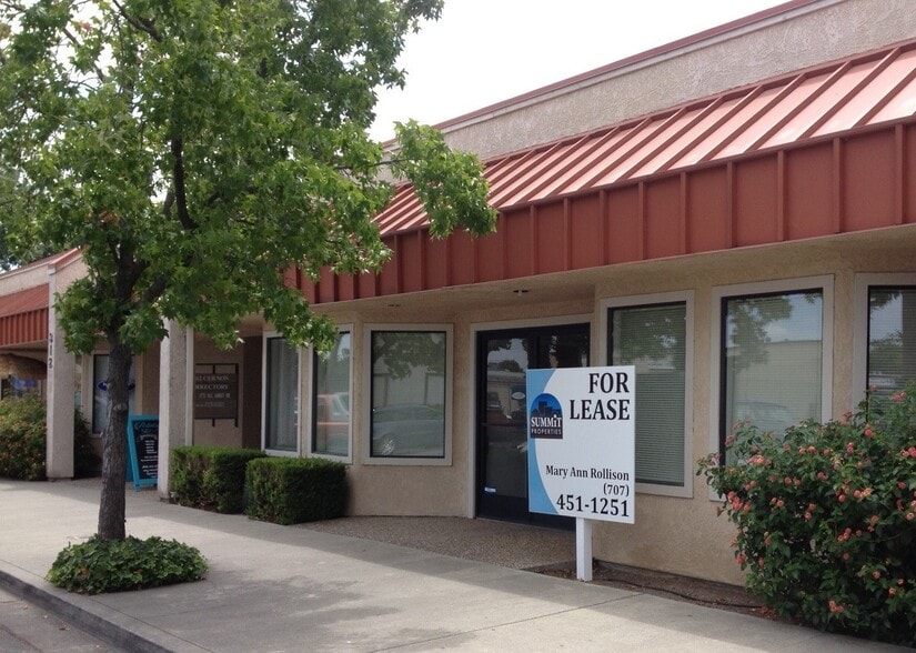 312 Cernon St, Vacaville, CA for lease - Building Photo - Image 2 of 9