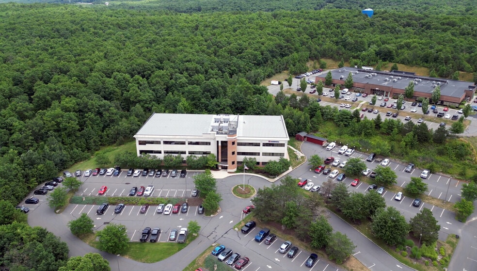 613 Baltimore Dr, Wilkes-Barre, PA à louer - Aérien - Image 3 de 15