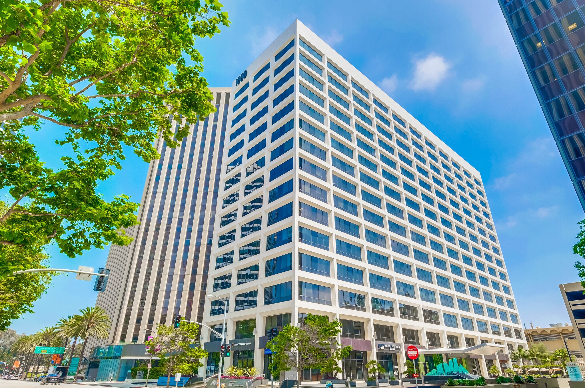 1880 Century Park E, Los Angeles, CA à louer Photo du bâtiment- Image 1 de 22