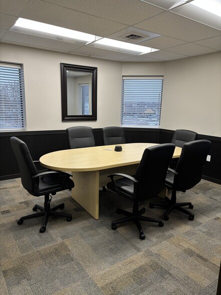 4635 Nicols Rd, Eagan, MN for sale - Building Photo - Image 2 of 5