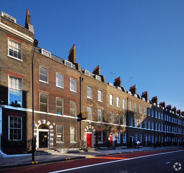 60 Bloomsbury St, London for lease - Building Photo - Image 3 of 4