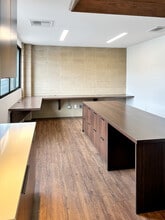 318 E Glenoaks Blvd, Glendale, CA for lease Interior Photo- Image 2 of 9