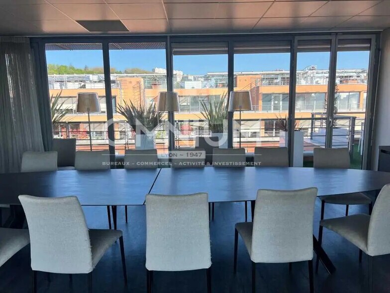 Office in Lyon for sale - Building Photo - Image 3 of 18