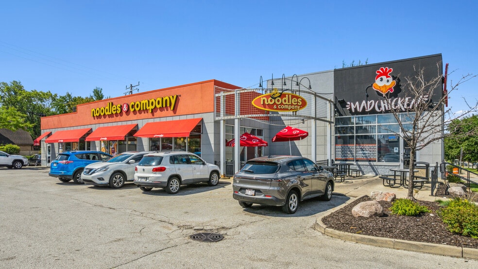 2725-2735 W Oklahoma Ave, Milwaukee, WI for sale - Building Photo - Image 1 of 8