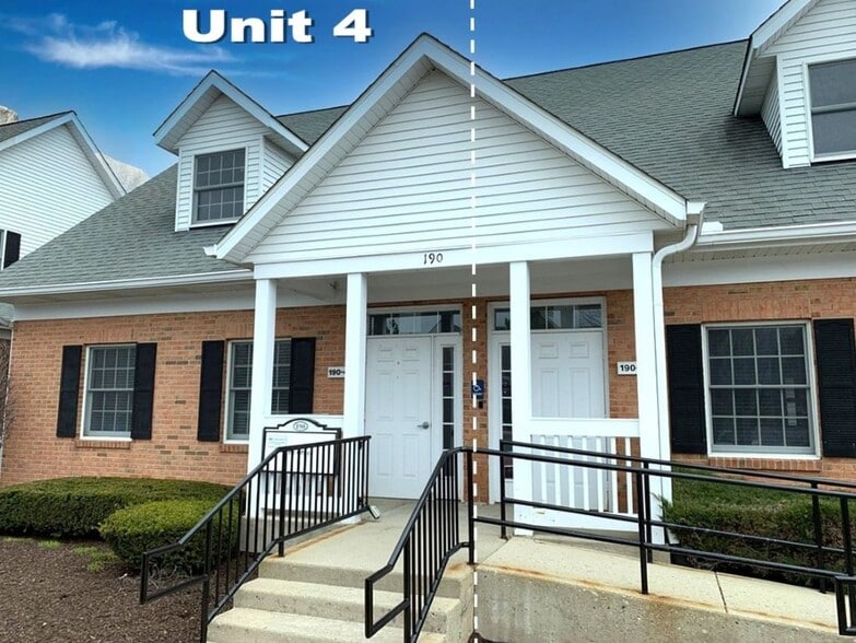 190 Liberty Rd, Crystal Lake, IL for lease - Building Photo - Image 1 of 3