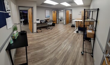 9041 executive park Dr, Knoxville, TN à louer Photo intérieure- Image 2 de 12