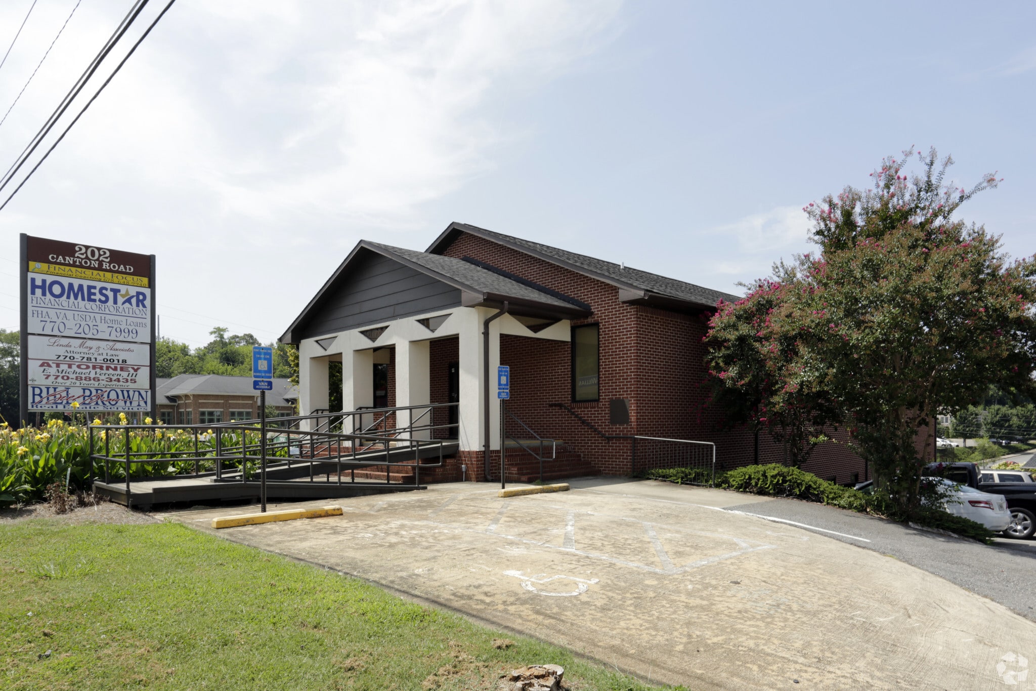 202 Canton Rd, Cumming, GA for lease Primary Photo- Image 1 of 15