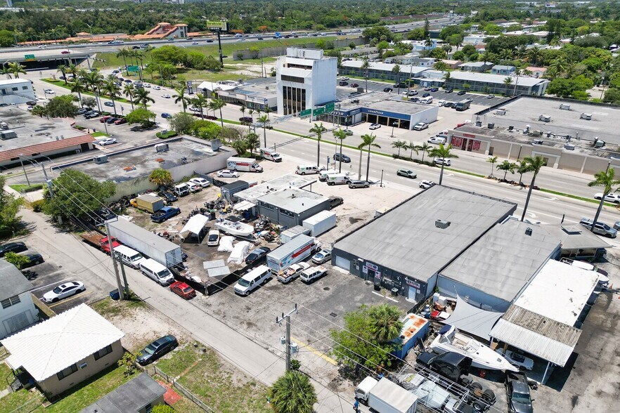 2820 Hollywood Blvd, Hollywood, FL for sale - Building Photo - Image 3 of 19