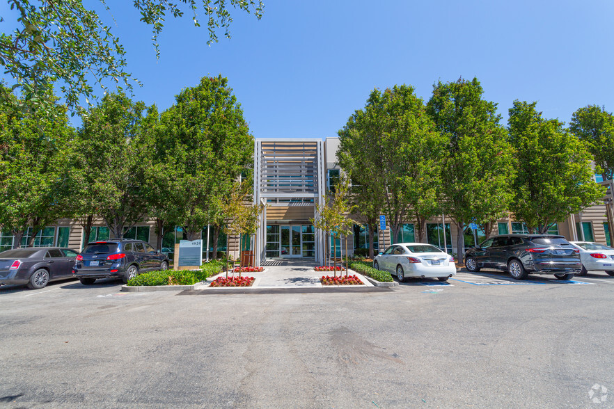 4820 Business Center Dr, Fairfield, CA for lease - Building Photo - Image 1 of 1