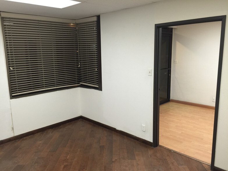 7505 Jurupa Ave, Riverside, CA à louer - Photo du bâtiment - Image 3 de 18