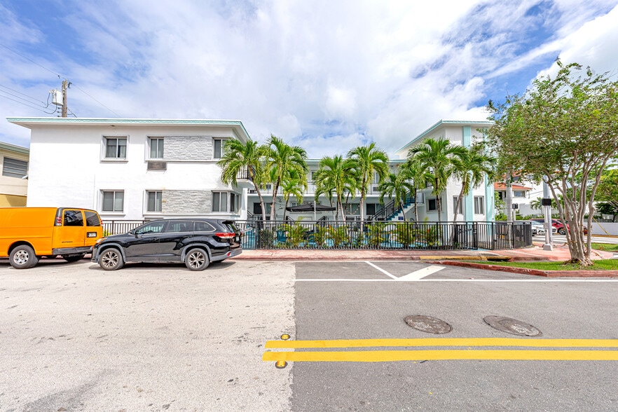 8100 Harding Ave, Miami Beach, FL for sale - Building Photo - Image 2 of 16