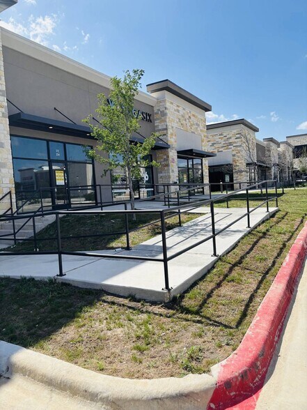 15102 Ronald Reagan Blvd, Leander, TX for lease - Building Photo - Image 3 of 20