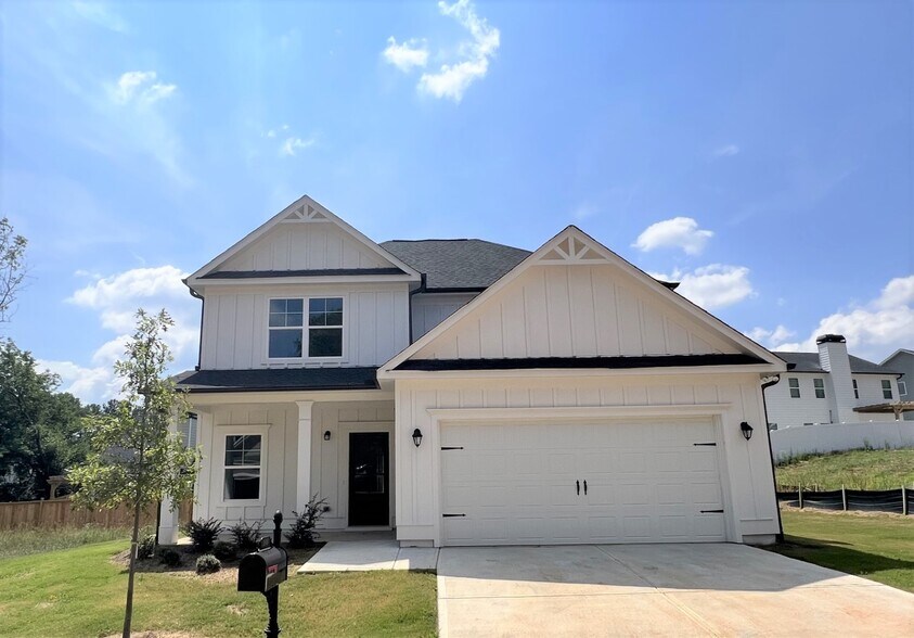 108 Russell Way, Athens, GA for sale - Primary Photo - Image 1 of 1