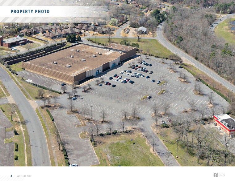 13909 Chenal Pky, Little Rock, AR à louer - Photo du bâtiment - Image 3 de 9