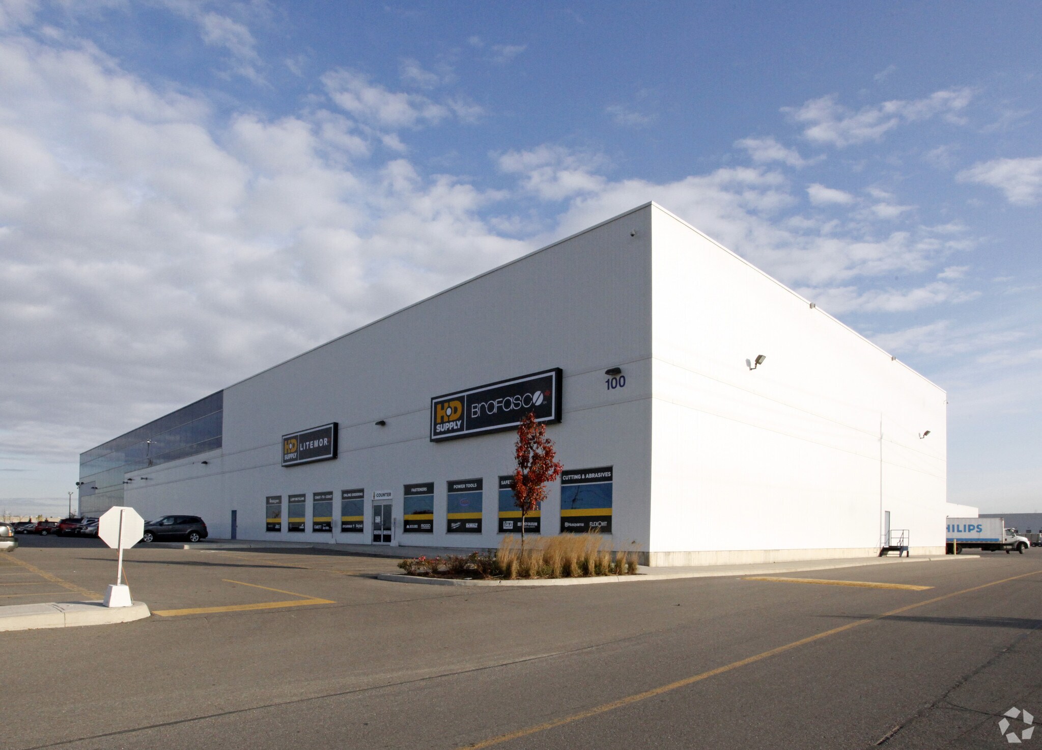 100 Galcat Dr, Vaughan, ON for sale Primary Photo- Image 1 of 1