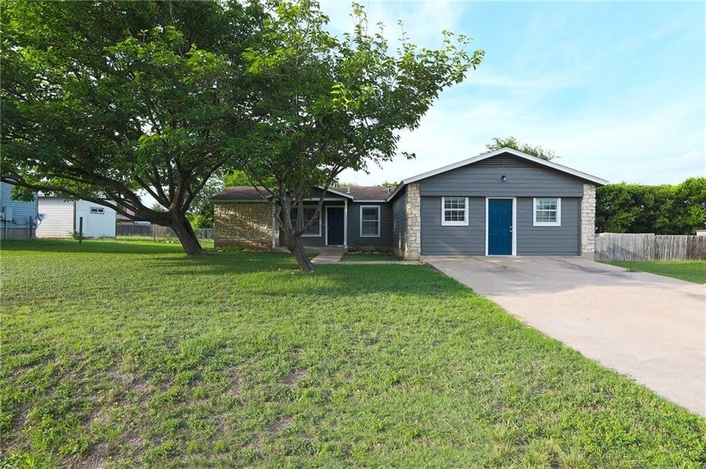 1410 Ransom St, Pflugerville, TX for lease Primary Photo- Image 1 of 25