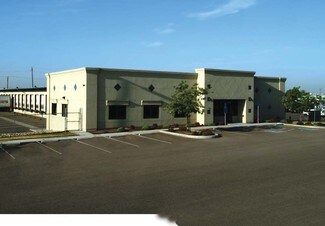 Plus de détails pour 1619 N Plaza Dr, Visalia, CA - Industriel à louer
