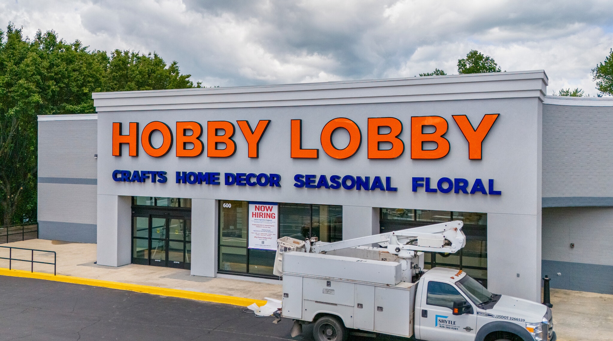 500 N Main St, Marion, NC for lease Building Photo- Image 1 of 20